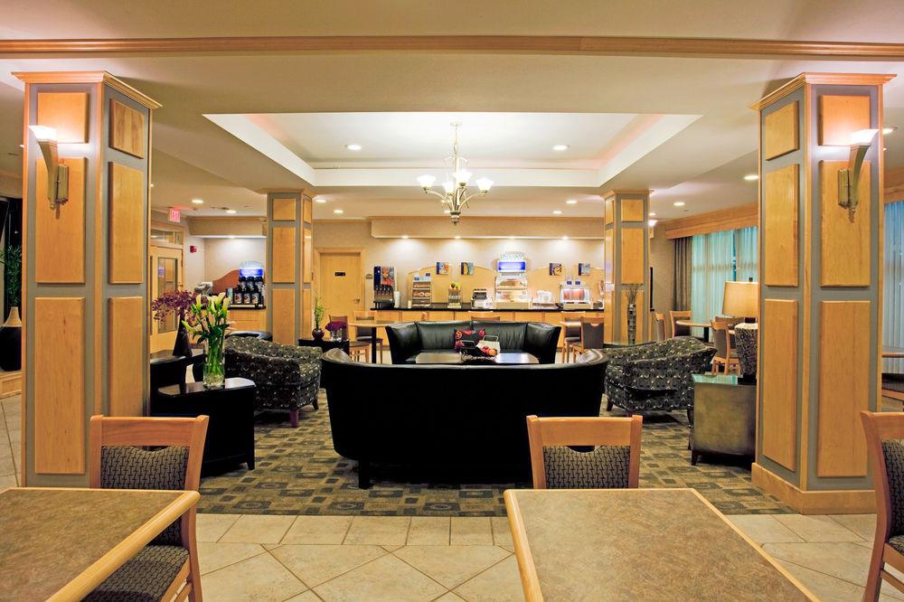 Holiday Inn Express & Suites Amarillo By Ihg Exterior photo