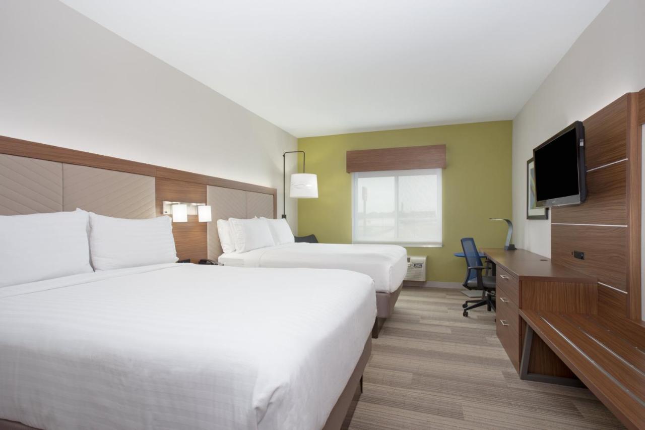 Holiday Inn Express & Suites Amarillo By Ihg Exterior photo